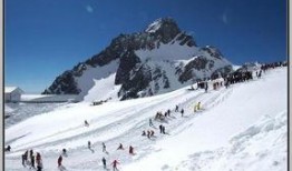 雪山 在线观看,在线观看，探索神秘雪域秘境