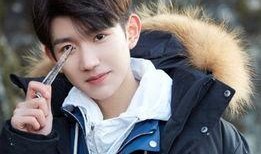 抖音娱乐圈吃瓜群,揭秘明星幕后故事，带你领略八卦风云