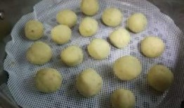 爆料番薯丸制作过程视频,传统美食的匠心独运