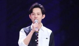 娱乐大爆料 何炅视频,娱乐大爆料背后的故事