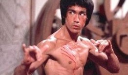 冠军爆料李小龙视频播放,冠军独家爆料，珍贵视频首次曝光