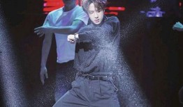 圈内爆料王一博跳舞视频,舞蹈视频惊艳曝光！