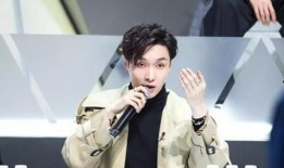 学员爆料张艺兴视频事件,学员爆料背后的真相揭晓